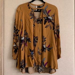 Free people flowy tunic with side pockets